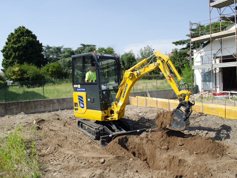 Delivering reliable electric power for a whole working day